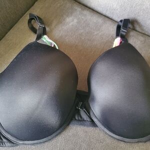 PINK Victoria's Secret Black Bra